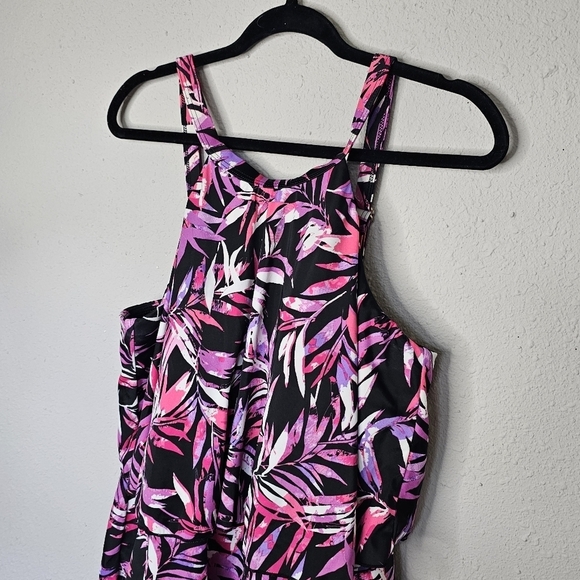 Fit‎ 4 U ur HIPS Hi-Neck Tiered Romper Swimsuit 18W Black Pink Shorts - Picture 2 of 11